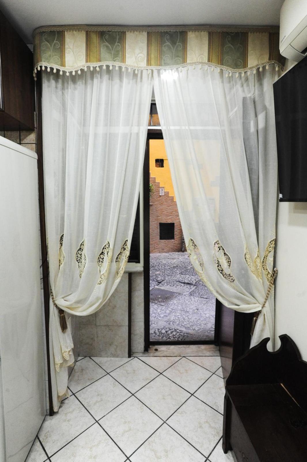 La Casa Di Nancy Next Plebiscito Apartman Nápoly Kültér fotó